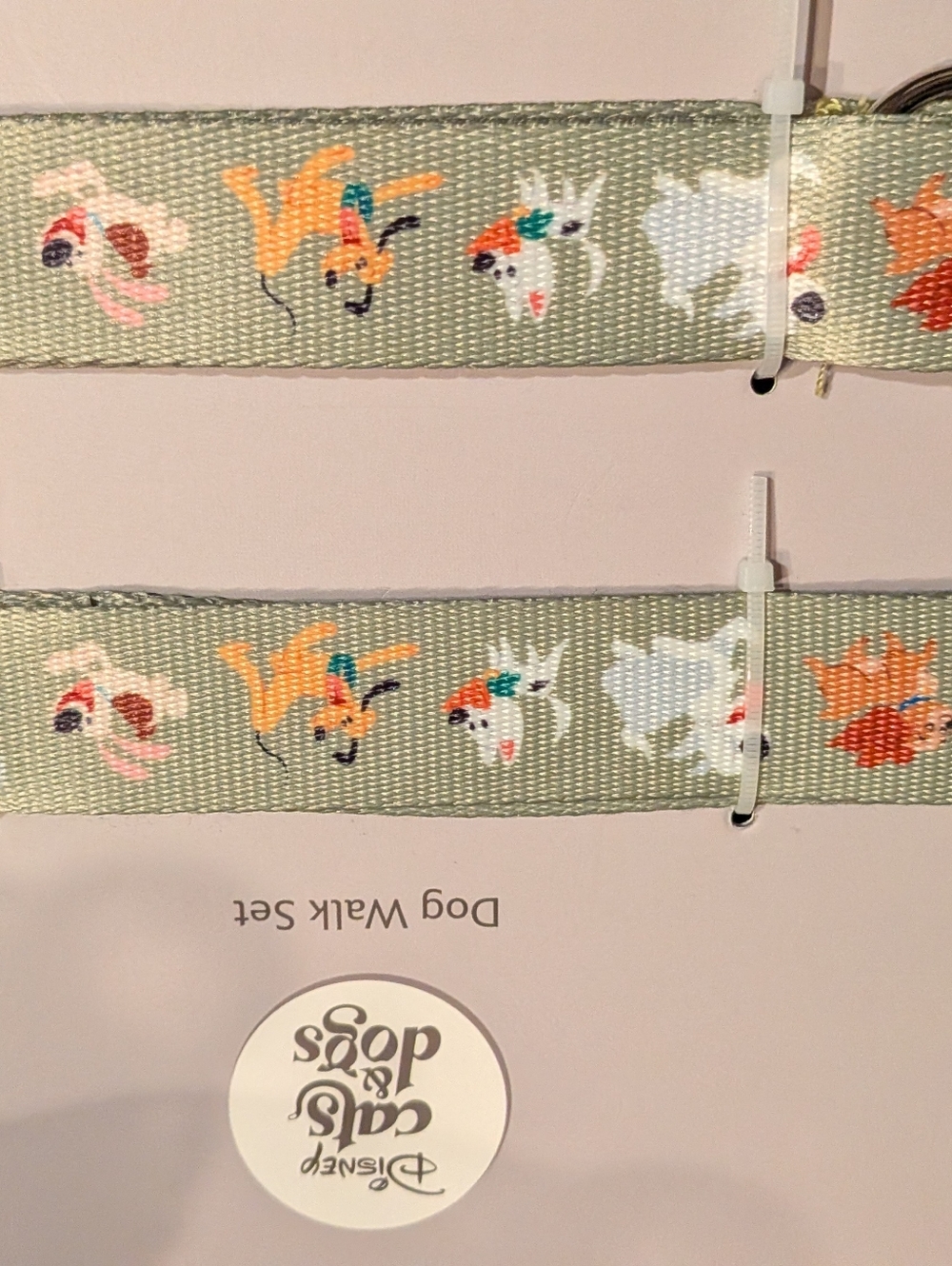 Disney Dogs Set - Picture 6 of 6